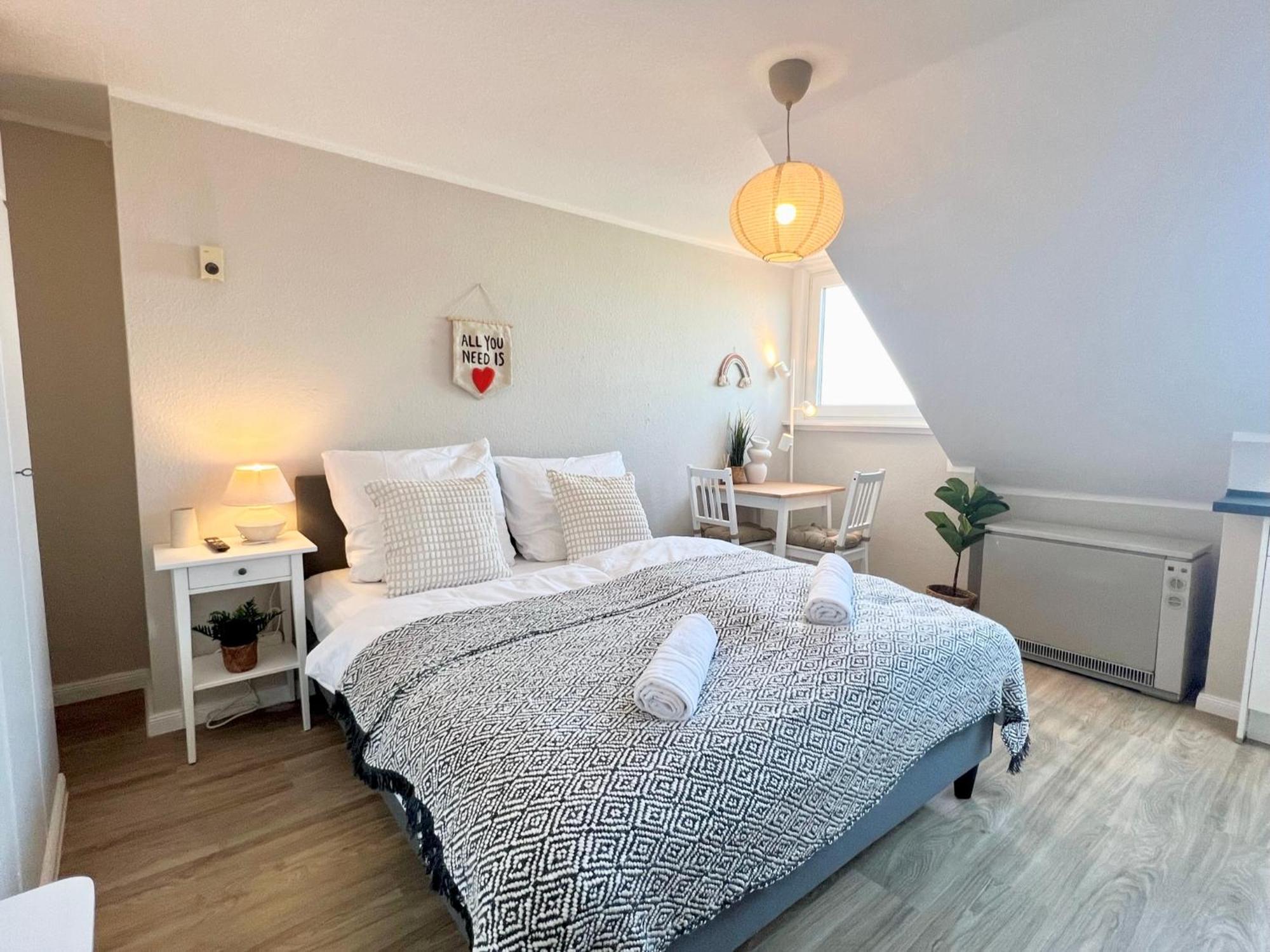 Kleine, Gemuetliche Apartments Im Herzen Von Buesum ภายนอก รูปภาพ